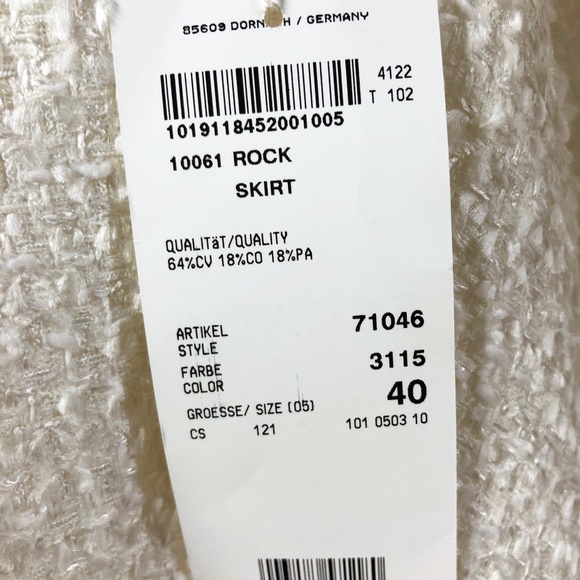 🆕 Escada Cream Blazer and Skirt Suit - Picture 6 of 8